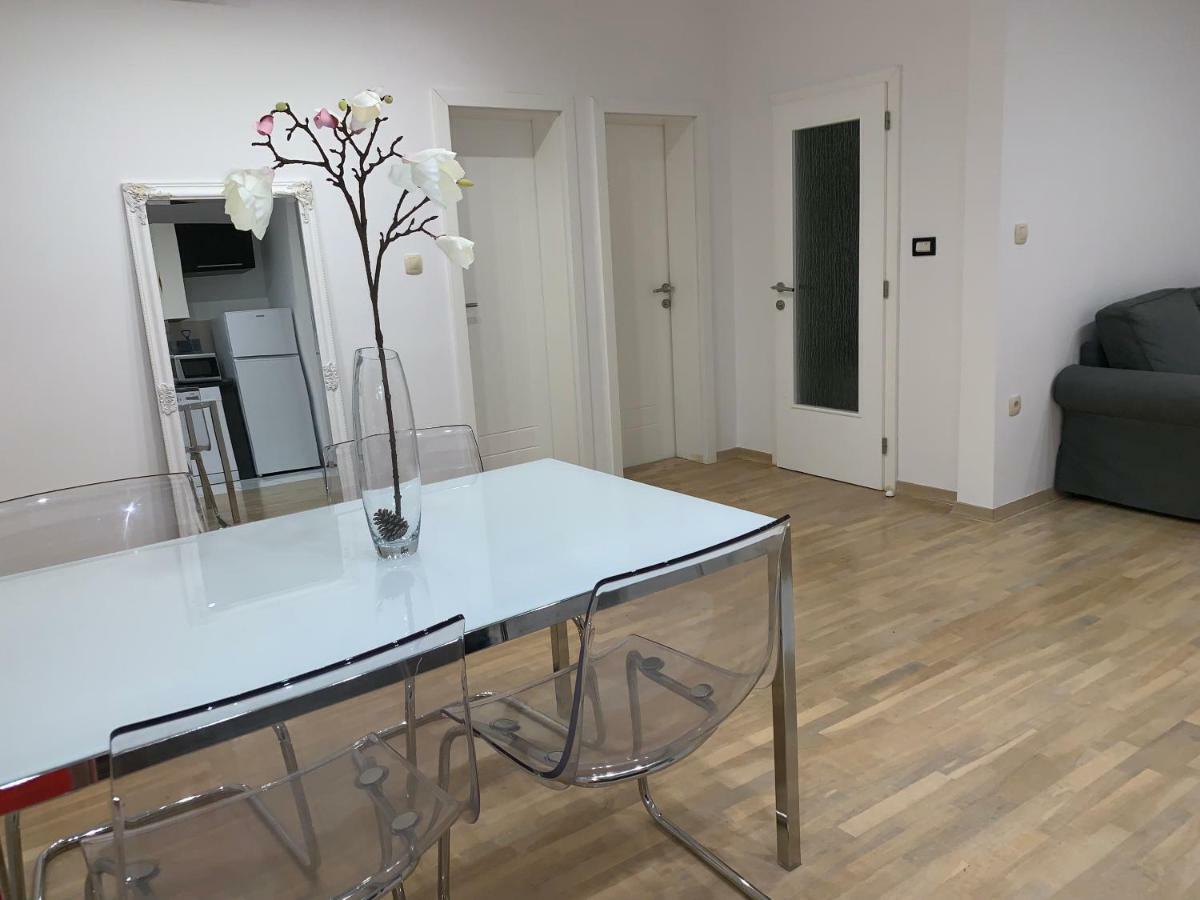 Apartments Lux Pag Pag Town Eksteriør billede