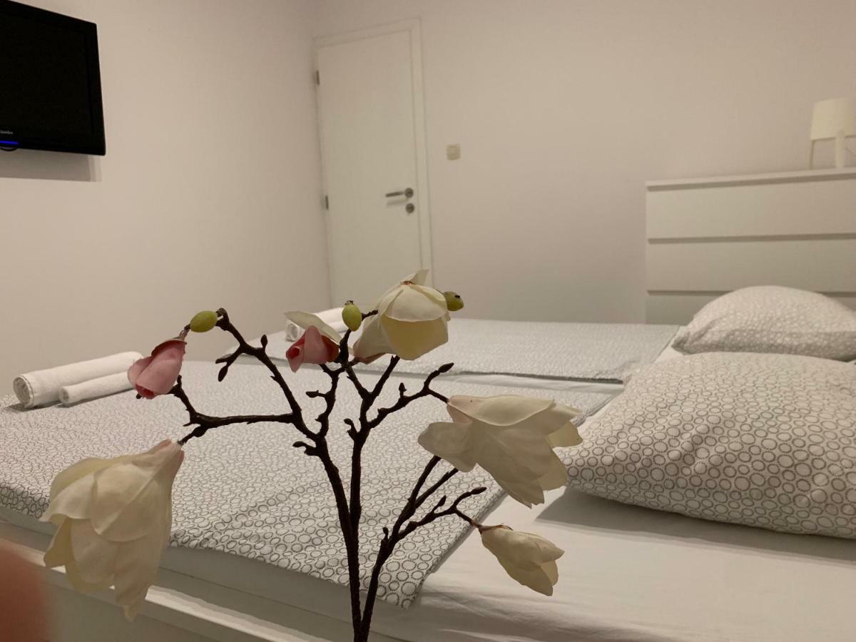 Apartments Lux Pag Pag Town Eksteriør billede